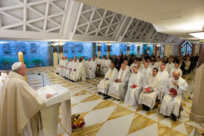 Papa Francesco Santa Marta | Papa Francesco a Santa Marta | SevizioFotograficoOR/CPP