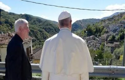Monsignor D' Ercole e il Papa nelle visita dopo il terremot  |  | Diocesi di Ascoli Piceno
