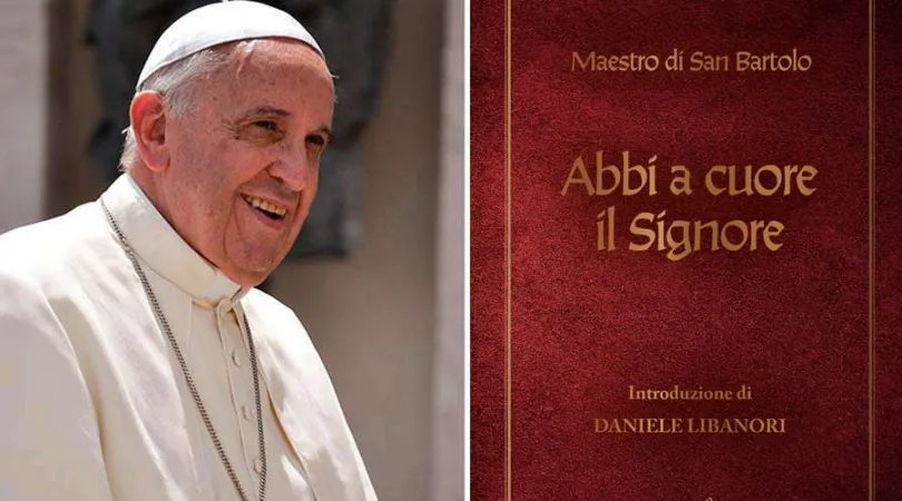 Il Papa e il libro donato alla Curia Romana |  | Collage ACI Prensa