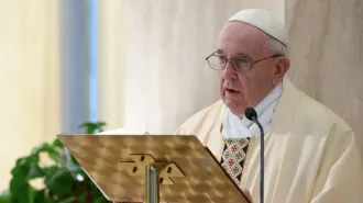 Giornata mondiale della famiglia. Il Papa ricorda le famiglie nella Messa a Santa Marta
