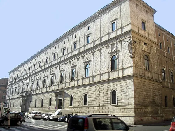 Pontificia Accademia di Teologia | Il Palazzo della Cancelleria, sede della Pontificia Accademia di Teologia | Wikimedia Commons