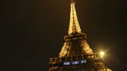 La Tour Eiffel illuminata per il COP21  / diplomatie.gouv.fr