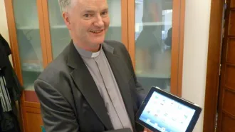 Paul Tighe, un vescovo comunicatore per la Cultura