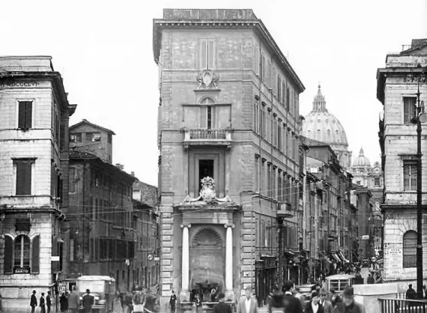 Piazza Pia negli anni '30  |  | Wikipedia 
