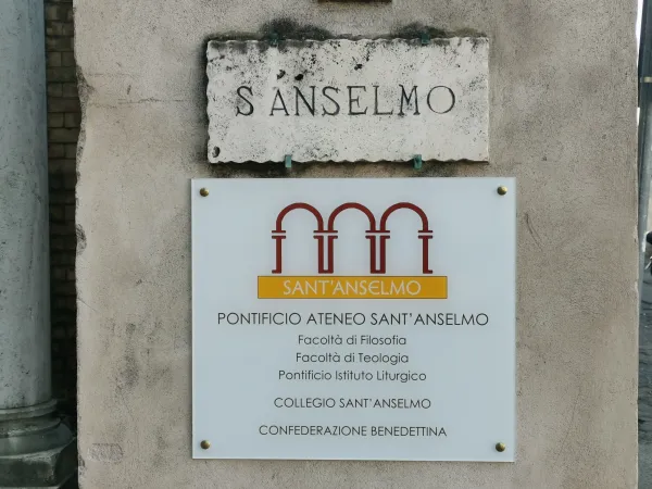 Il Pontificio Ateneo S. Anselmo |  | MM ACI Stampa