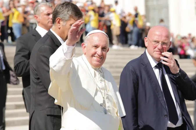Il Papa dopo aver recitato l'Angelus |  | Daniel Ibanez CNA