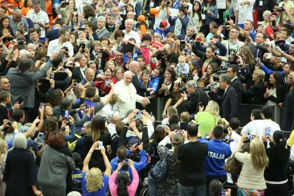 Vatican City - October 4, 2014: Pope Francis greets paralympians in the Vatican's Paul VI Hall on Oct. 4, 2014. | Daniel Ibáñez / Catholic News Agency