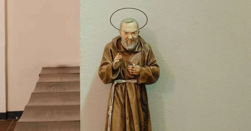 La Statua di San Pio  | La Statua di San Pio  | Public Domain