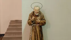 La Statua di San Pio  / Public Domain