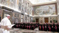 Papa Francesco durante un incontro con i rappresentanti pontifici / Vatican Media / ACI Group
