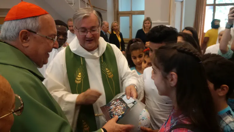 Cardinal Leonardo Sandri in Turchia | Il Cardinal Leonardo Sandri incontra i rifugiati iracheni in Turchia | Congregazione delle Chiese Orientali