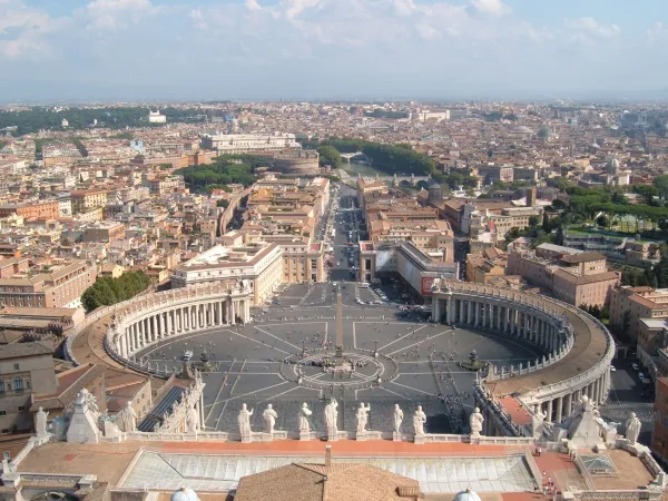 Piazza San Pietro dall'alto | Wikimedia Commons