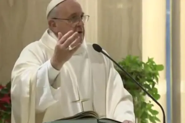 Papa Francesco durante una Messa a Santa Marta / CTV