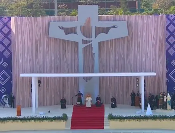 Papa Francesco a Tuxtla Gutierrez | L'altare nello stadio Reyna di Tuxtla Gutierrez, 15 febbraio 2016 | CTV