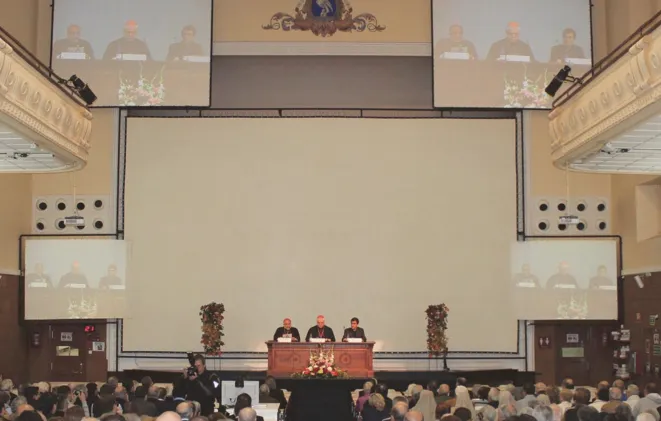 Il cardinale Mueller al Seminario di Oviedo  |  | http://www.iglesiadeasturias.org/