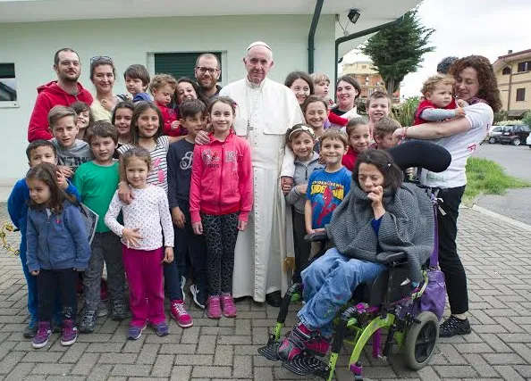 Il Papa al Chicco  |  | Osservatore Romano 