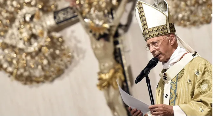 Cardinale Angelo Bagnasco | Il Cardinale Angelo Bagnasco pronuncia l'omelia inaugurando il Congresso Eucaristico Nazionale, 15 settembre 2016, Genova  | chiesacattolica.it