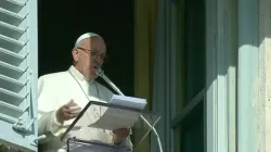 Papa Francesco durante l'Angelus del 27 novembre 2016 / CTV