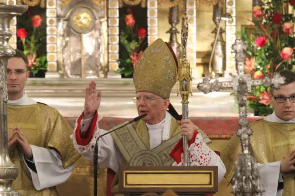 L'arcivescovo Jedraszewski durante la Messa di presa di possesso della sua sede a Cracovia, 28 gennaio 2017 / Flickr Episcopat News 