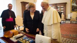 Angel Merkel e Papa Francesco nel loro ultimo incontro, il 17 giugno 2017 / dall'account twitter del portavoce del governo tedesco Steffen Seibert