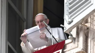 Papa Francesco: l' Eucarestia è amore da condividere 