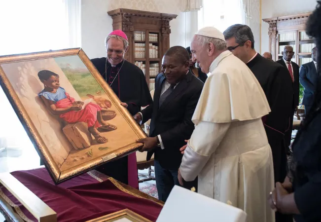 Il Papa riceve il Presidente del Mozambico  |  | Vatican Media / Aci Group