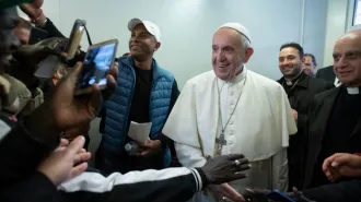 Venerdì della Misericordia di Papa Francesco al presidio sanitario a San Pietro
