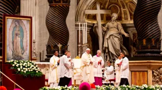 Papa Francesco e il “metodo semplice” di Maria: il canto e il cammino
