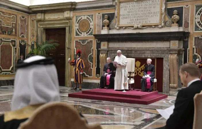 Papa Francesco riceve i nuovi ambasciatori |  | Vatican Media 