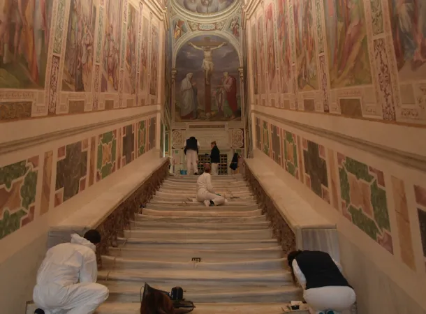 Alcune immagini dei restauri della Scala Santa  |  | Musei Vaticani