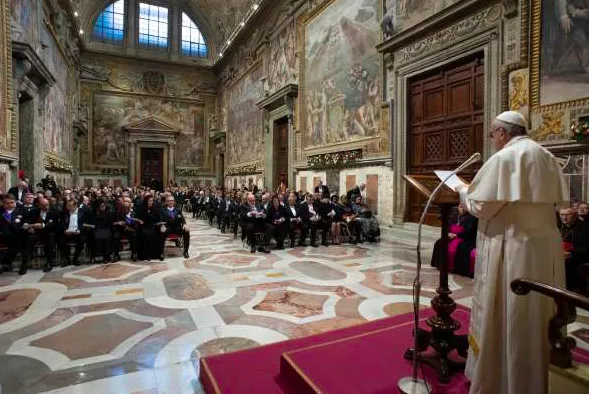 Papa Francesco durante un'Udienza in Clementina |  | Vatican Media / ACI group