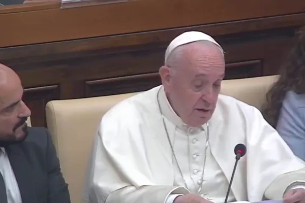 Papa Francesco parla a Casina Pio IV alla riunione dei giudici panamericani, 4 giugno 2019 / Vatican Media / You Tube 