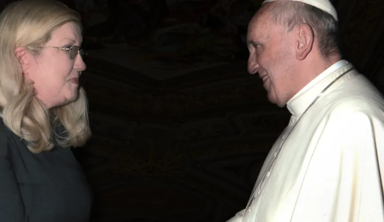 Liana Marabini con Papa Francesco  |  | www.mirabiledictu-icff.com