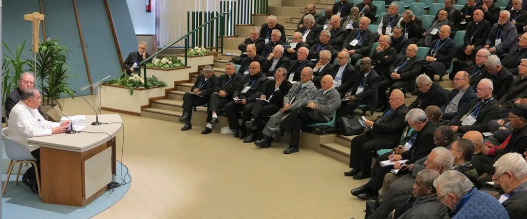 Vescovi amici dei Focolari | Un momento dell'incontro a Trento dei vescovi amici del Movimento dei Focolari | Vatican News 