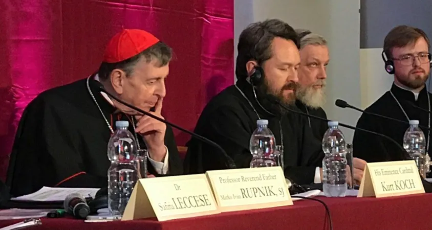 Il cardinale Koch e il metropolita Hilarion in un momento della conferenza all'Angelicum, 12 febbraio 2020 | Vatican News 