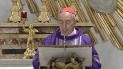 Il cardinale de Donatis durante la celebrazione di stasera al Divino Amore / You Tube