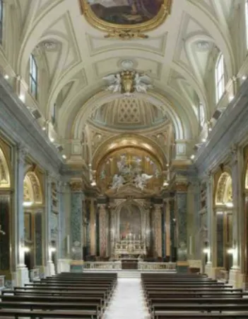 L'interno della Basilica di Sant' Apollinare a Roma  |  | pd