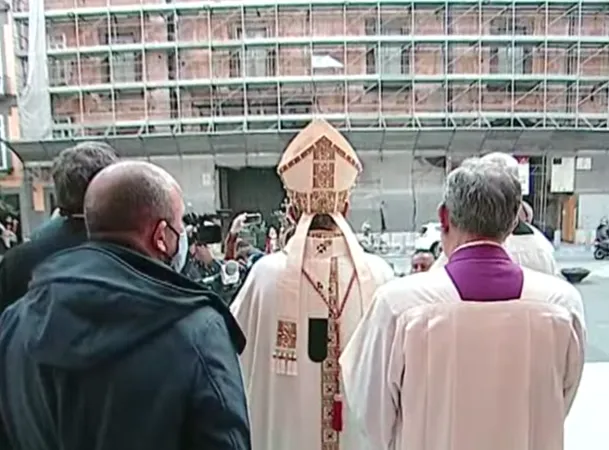 Il cardinale Sepe benedice la città  |  | Vatican Media