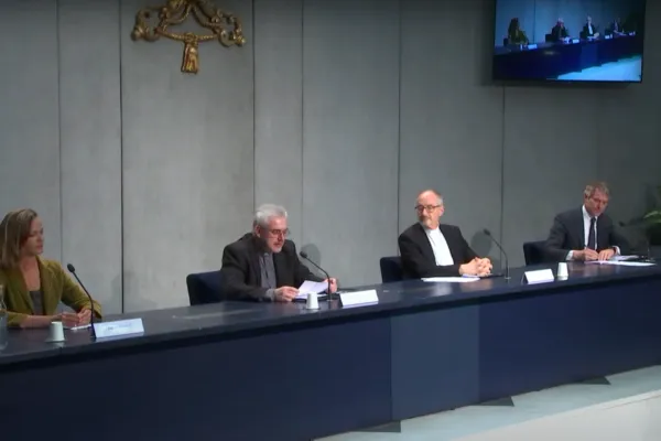 La conferenza stampa di presentazione del Messaggio per la Giornata Mondiale dei Rifugiati / Vatican Media