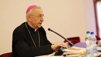 Polonia, il presidente dei vescovi polacchi preoccupato per le violenze contro le chiese 