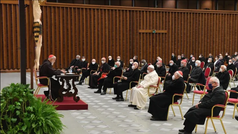 Il Cardinale Cantalamessa durante la prima meditazione d'Avvento | Vatican Media