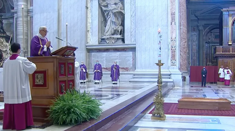 La cerimonia di esequie del Professor Dalla Torre  |  | Vatican Media 