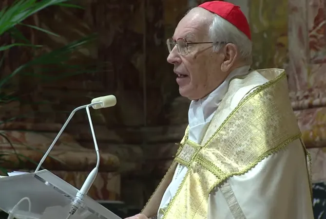 Il Cardinale Re legge la omelia di Papa Francesco  |  | Vatican Media 