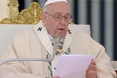 Papa Francesco, la santità è offrire la propria vita senza tornaconto