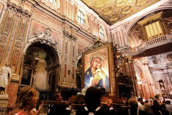L'Icona della Madonna del Carmine di Napoli  |  | pd