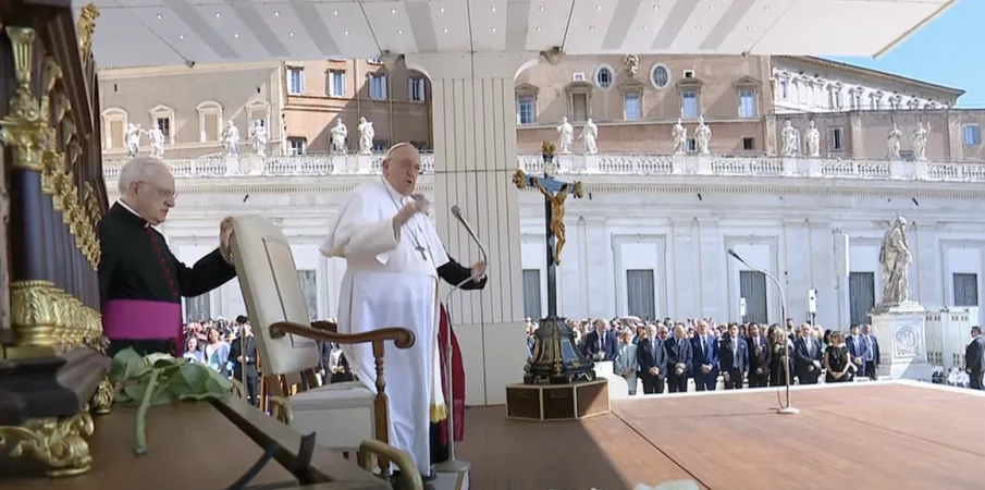 Papa Francesco al termine dell'udienza generale, 7 giugno 2023 | Vatican Media / Youtube