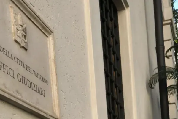 L'ingresso del Tribunale Vaticano / Vatican Media