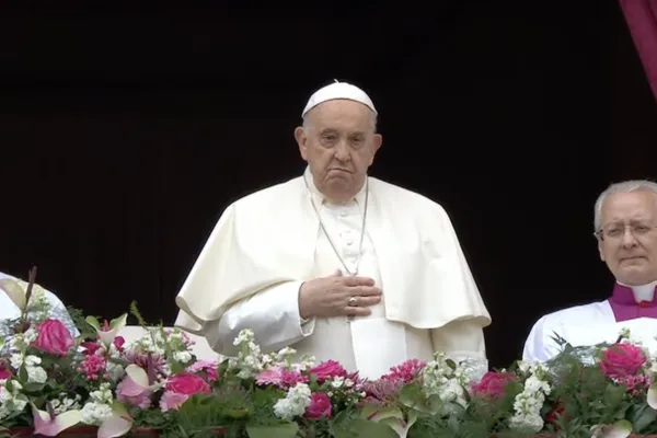 Papa Francesco durante l'Urbi et Orbi di Pasqua 2024, Loggia delle Benedizioni, 31 marzo 2024 / Vatican Media / YouTube