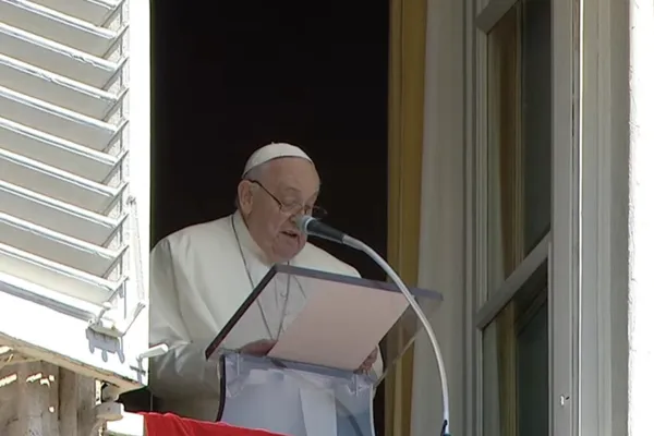 Papa Francesco durante il Regina Coeli / Vatican Media / You Tube