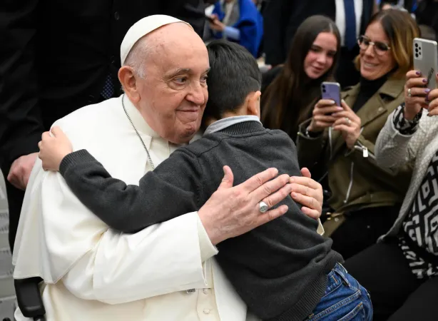 Papa Francesco con i piccoli malati del Bambino Gesù |  | Vatican Media